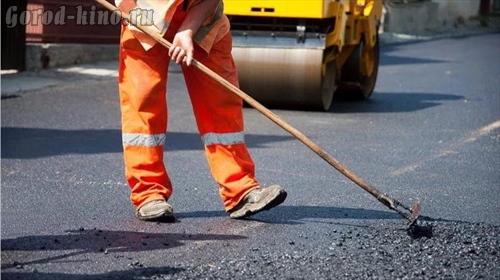 В Воронежском регионе ремонт дорог областного значения завершат к осени